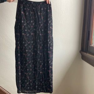 Super cute floral skirt